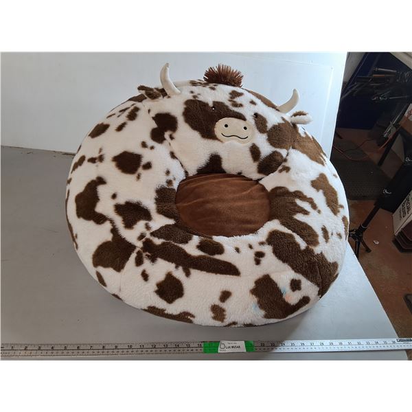 Highland Cow Plush Chair 29  Diameter- Can't Ship