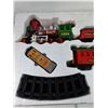 Image 11 : 36 Piece G-Gauge Train Set Lionel Lines As-Is