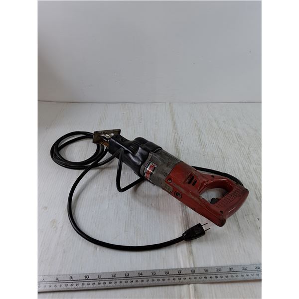 Milwaukee Sawzall Reciprocating Saw Tested Powers On As-Is
