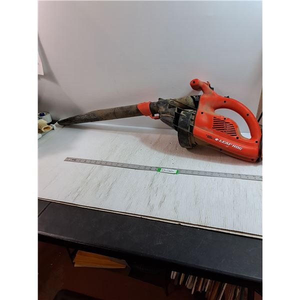 Black & Decker Leaf Hog Electric Leaf Blower - Tested & Working, Pickup Only