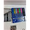 Image 2 : Screwdriver Set, Tool Set, Keychain, (6) Hooker Books