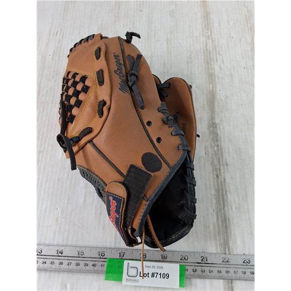 MacGregor Ball Glove, Junior Superstar Series