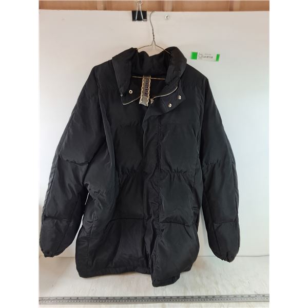 *Secret of Me by KoreaBlack Puffy Jacket Approximate Size Medium