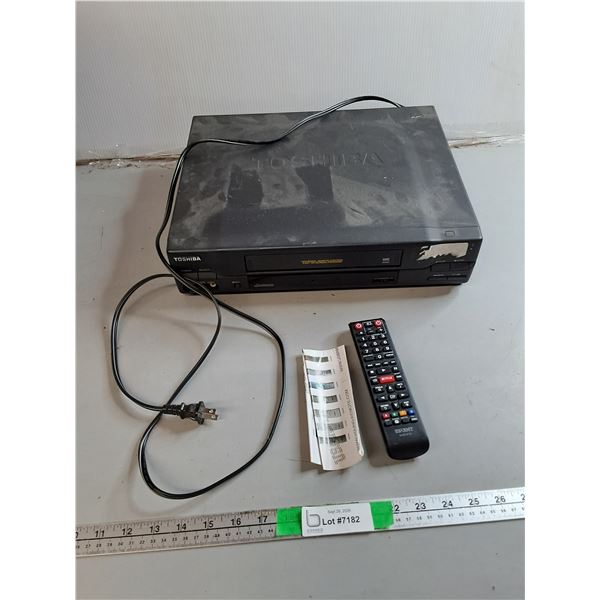Toshiba VCR Player- Powers On & Blu-Ray Remote- Can't Ship