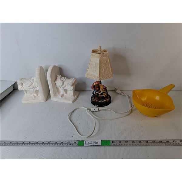 Saddle Style Bookends, Ceramic Bear Lamp 11", Strainer
