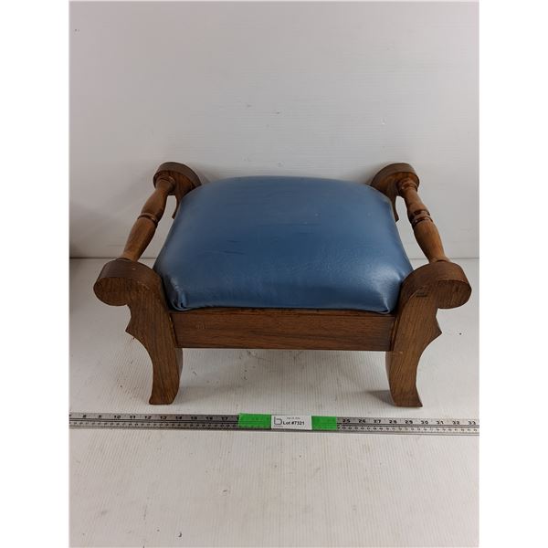 Foot Stool 20" x 14" x 11"