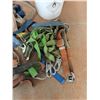 Image 3 : *Plastic Bucket, Harnesses
