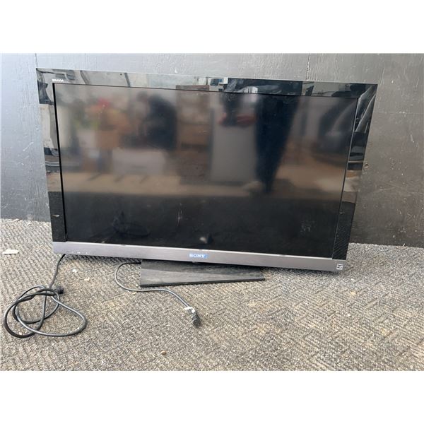 Sony Bravia LCD TV With Stand And Power Cord