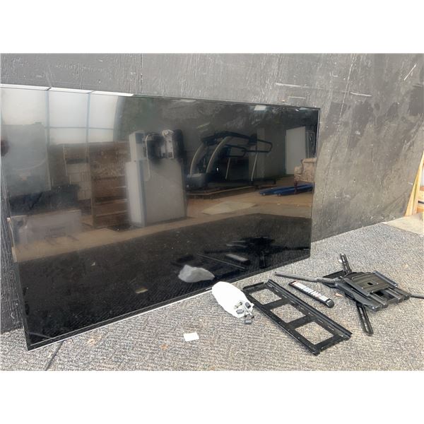 Samsung UN65H6350AFXZC 65-Inch LED TV with Wall Mount and Remote