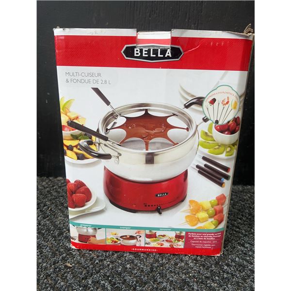 BELLA 3 Quart Electric Cooker & Fondue Set, 2.8 L, Red
