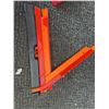 Image 5 : LED Work Lights And Emergency Road Triangle Kit