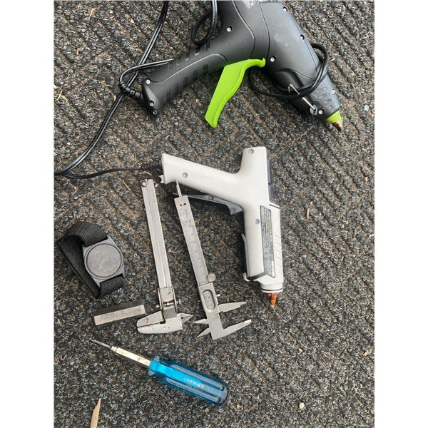 Lot: Glue Guns, Vernier Calipers, Screwdriver, Wrist Strap