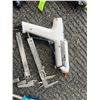 Image 3 : Lot: Glue Guns, Vernier Calipers, Screwdriver, Wrist Strap