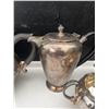 Image 5 : Wm. A. Rogers Primrose Plate Silverplated Tea and Coffee Set