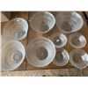 Image 1 : 9 Textured Clear Glass Bowls