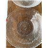 Image 7 : 9 Textured Clear Glass Bowls