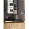 Image 8 : M-Audio Axiom 61-Key Semi-Weighted USB MIDI Controller with Box