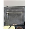 Image 2 : 3 Roots Leather Purses