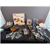 Image 1 : Kitchen Lot