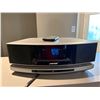 Image 1 : Bose Wave Sound Touch Radio