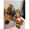 Image 4 : Christmas Decor