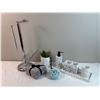 Image 1 : Bathroom Decor Lot