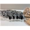 Image 2 : Bulk Wooden Scoops and Polish Containers