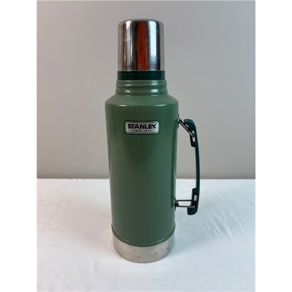 Stanley 2 Quart Vacuum Bottle