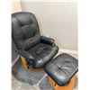 Image 2 : Reclining Chair with Foot Stool