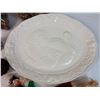 Image 2 : Varied Holiday Decor Lot
