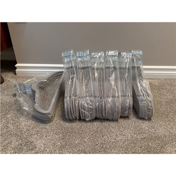 Felt Hangers (In Package)