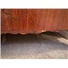 Image 3 : Wooden Trunk