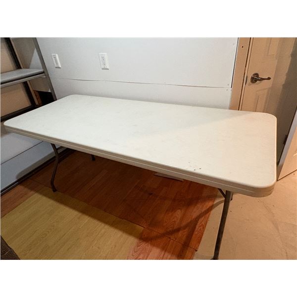 Collapsible Table