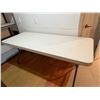 Image 1 : Collapsible Table