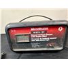 Image 2 : MotoMaster Manual Battery Charger
