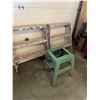 Image 2 : Portable Ladders and Saw Table