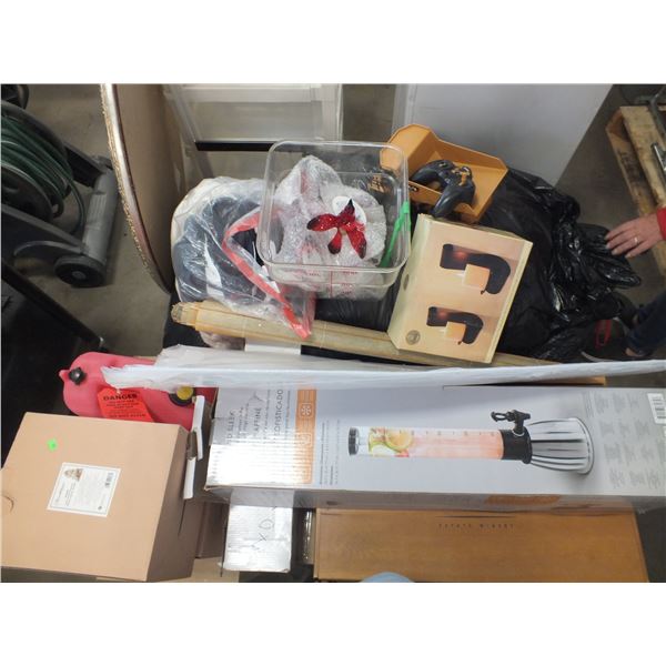 Pallet Of Assorted Christmas Decorations