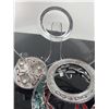 Image 3 : Swarovski Crystal Holiday Centerpiece Bowl and Candleholder Set