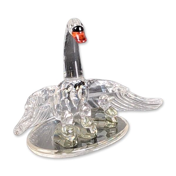 Swarovski Crystal Swan Family Figurine