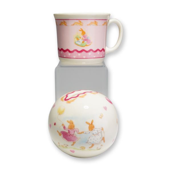 2pc Royal Doulton Bunnykins Sweet Hearts Mug and Money Bank