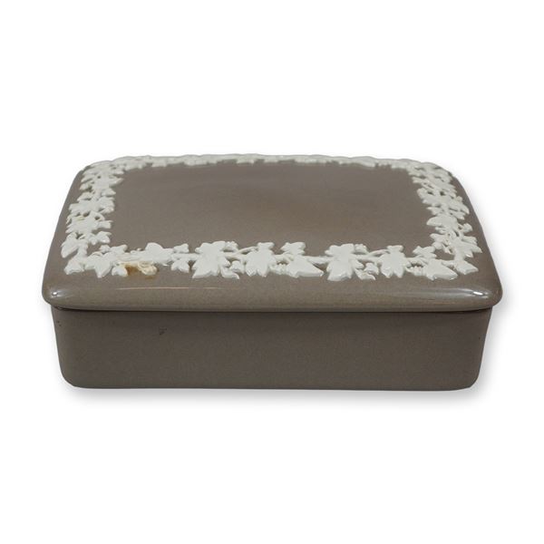 Wedgwood Embossed Queen's Ware Taupe and White Grapevine Trinket Box
