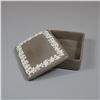 Image 2 : Wedgwood Embossed Queen's Ware Taupe and White Grapevine Trinket Box