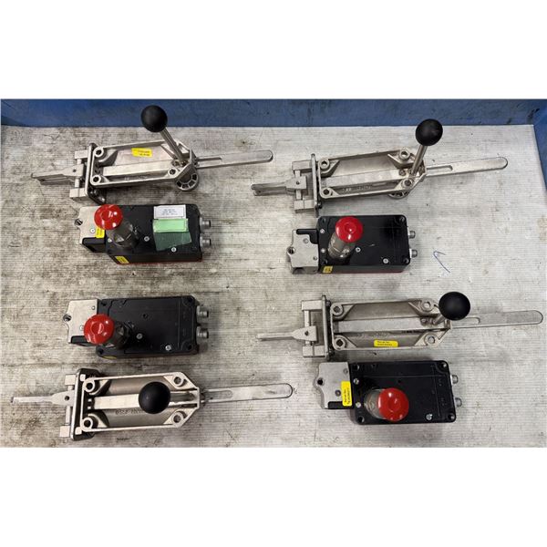 (4) Fortress #NO4T6SE431T03500D1D1GM Safety Interlock Switches w/Slide Bars