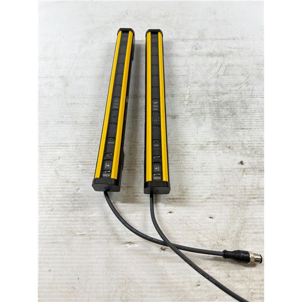 Lot of (2) SICK Light Bars #C4P-SA0303S001 / #1081263 & #C4P-EA0303S001 / #1081264