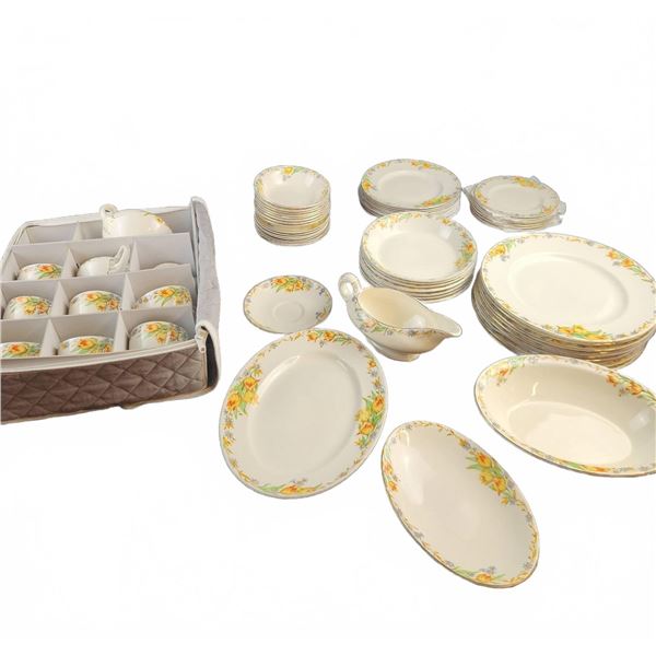 Empire England B247 Dinnerware Set, 38 Pieces, Floral Pattern