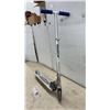 Image 2 : Razor A Kick Scooter with Blue Foam Grips, Aluminum Frame