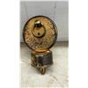 Image 9 : Vintage Faceted Crystal Glass Doorknob, Antique Hubcaps, Westinghouse No. 5 Flash Bulbs