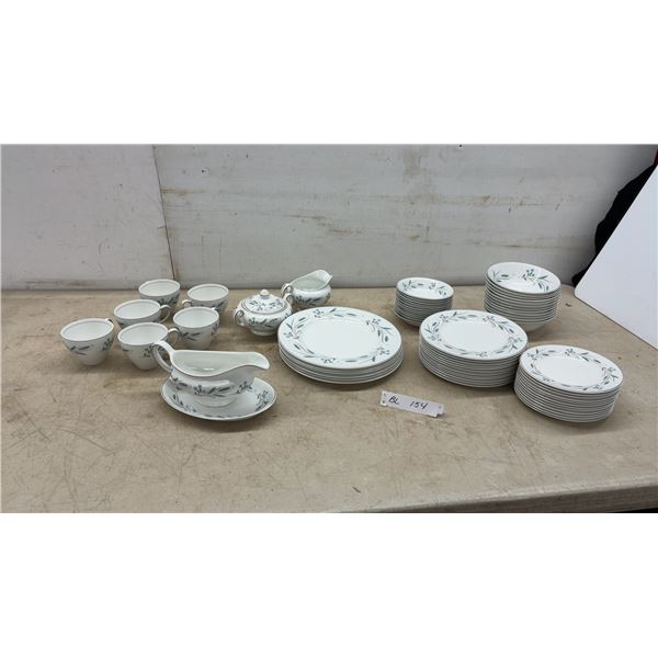 65 Pieces Johnson Brothers Snowhite Ironstone "Harvest Time" Dinnerware Set With Plates, Bowls