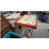 Image 7 : Electric Hockey Tabletop Game, Home Team and Visiting Team Players, Pucks, Vintage