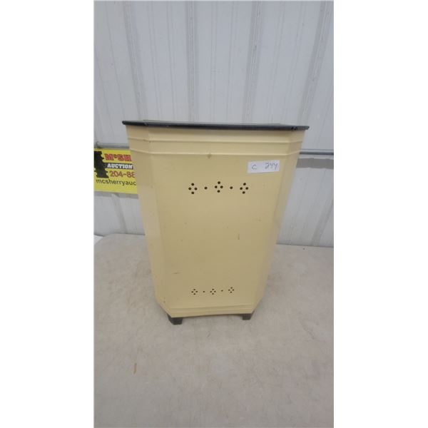 Vintage Metal Laundry Hamper with Lid and Handles 24”×16”×9”